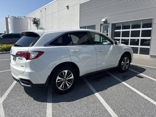 2017 Acura RDX Advance Package