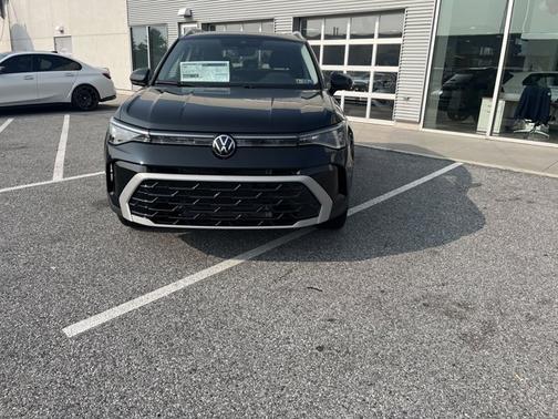 2025 Volkswagen Taos SEL