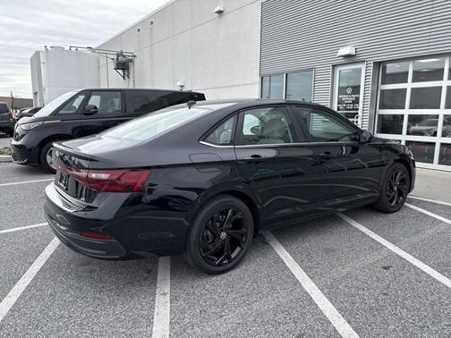 2025 Volkswagen Jetta SE