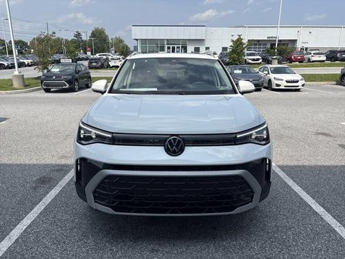 2025 Volkswagen Taos SEL