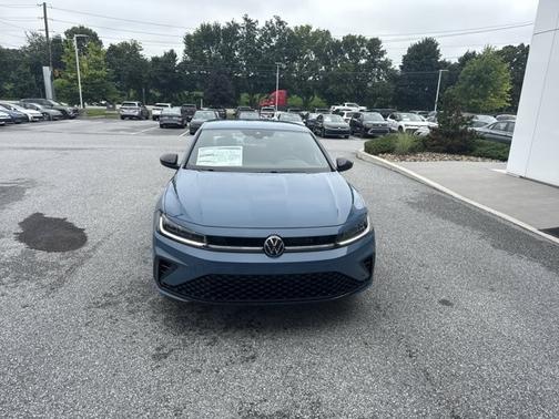 2025 Volkswagen Jetta Sport