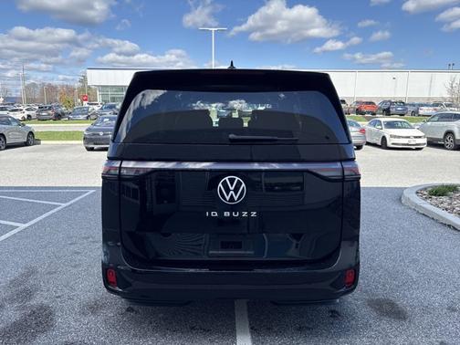 2025 Volkswagen ID. Buzz Pro S