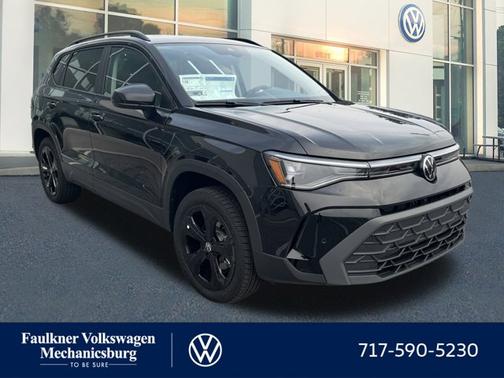 2025 Volkswagen Taos SE Black