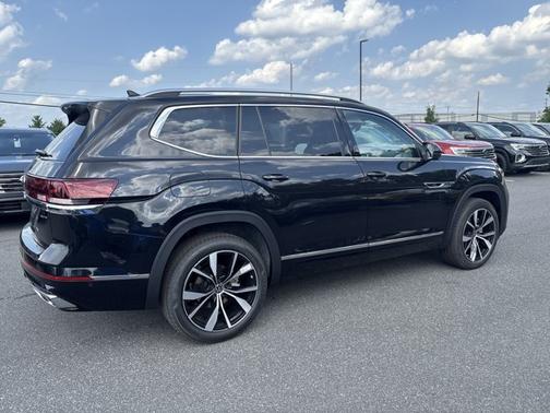 2025 Volkswagen Atlas 2.0T SEL Premium R-Line