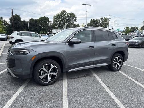 2025 Volkswagen Tiguan SE