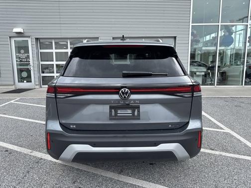 2025 Volkswagen Tiguan SE