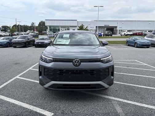 2025 Volkswagen Tiguan SE