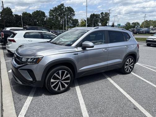 2022 Volkswagen Taos SE