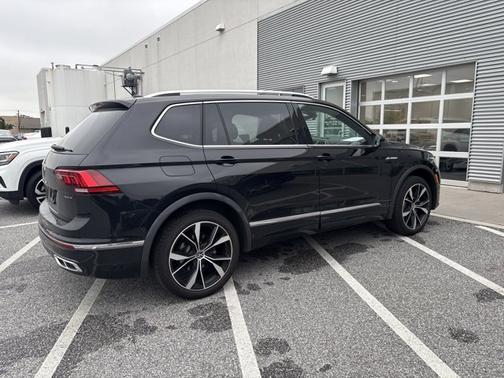 2024 Volkswagen Tiguan SEL R-Line
