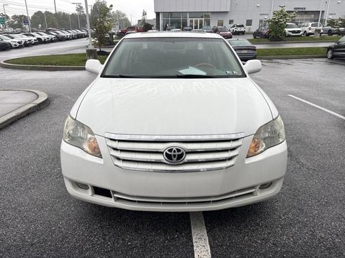 2005 Toyota Avalon XL