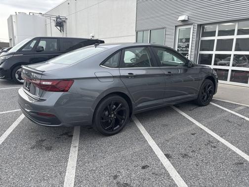 2025 Volkswagen Jetta SE
