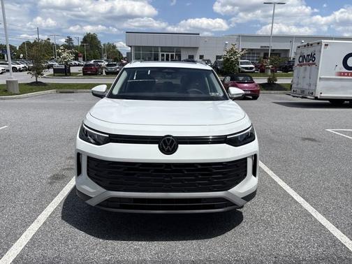 2025 Volkswagen Tiguan SE