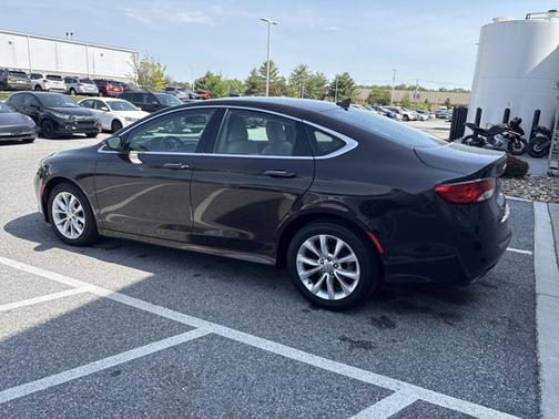 2015 Chrysler 200 C