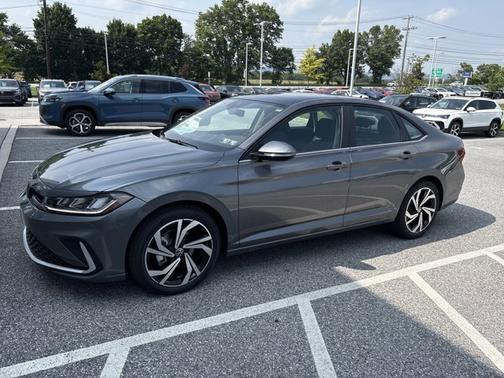2025 Volkswagen Jetta SEL