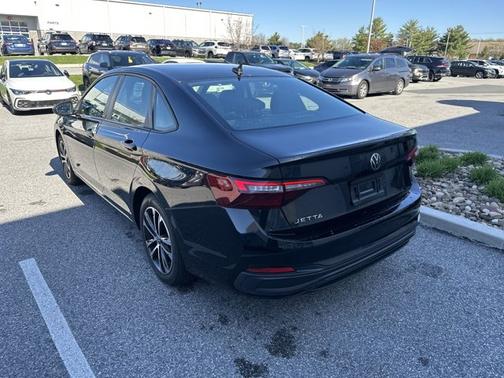 2023 Volkswagen Jetta Sport