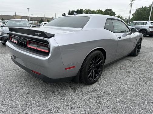 2015 Dodge Challenger SRT Hellcat