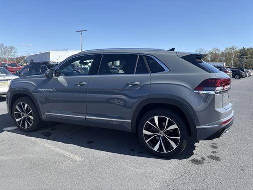 2025 Volkswagen Atlas Cross Sport 2.0T SEL Premium R-Line