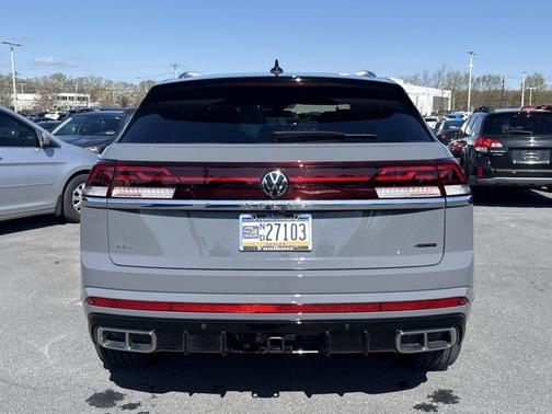 2025 Volkswagen Atlas Cross Sport 2.0T SEL Premium R-Line