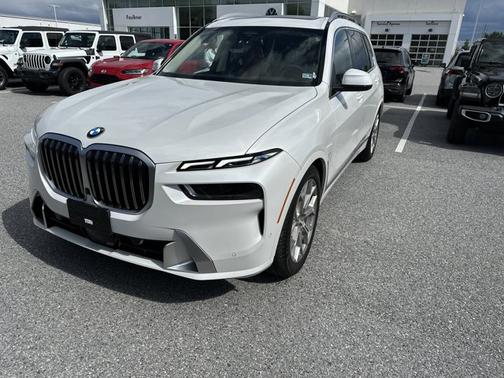 2023 BMW X7 xDrive40i