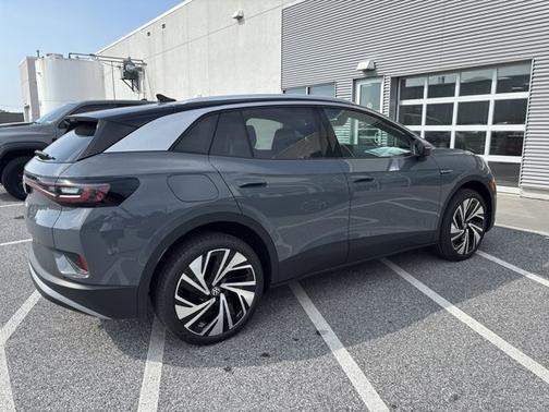 2025 Volkswagen ID.4 Pro S Plus