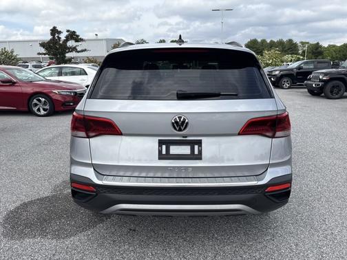 2024 Volkswagen Taos S