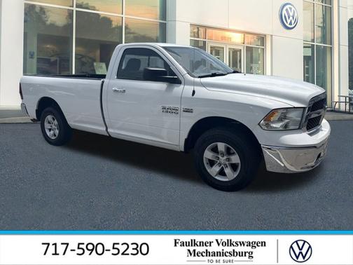 2016 RAM 1500 SLT