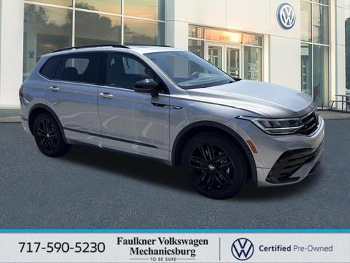 2022 Volkswagen Tiguan SE R-Line Black