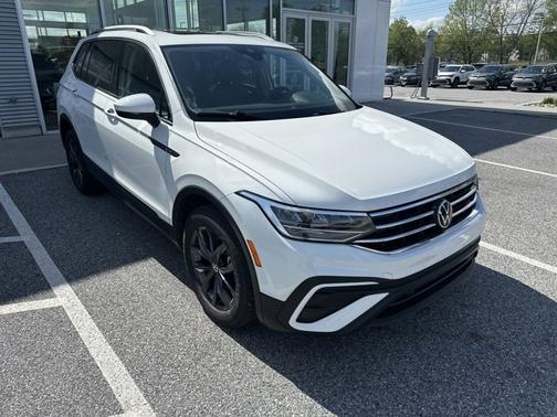 2022 Volkswagen Tiguan SE