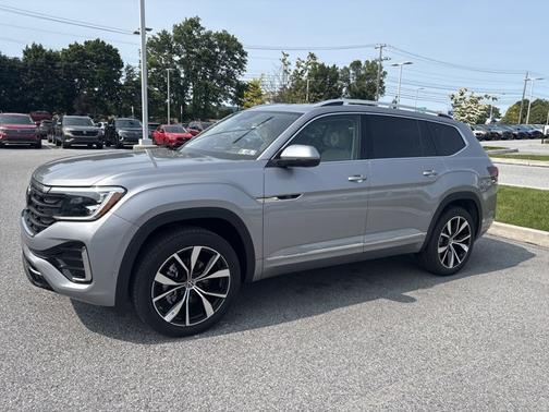 2025 Volkswagen Atlas 2.0T SEL Premium R-Line
