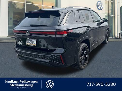 2025 Volkswagen Tiguan SE R-Line Black