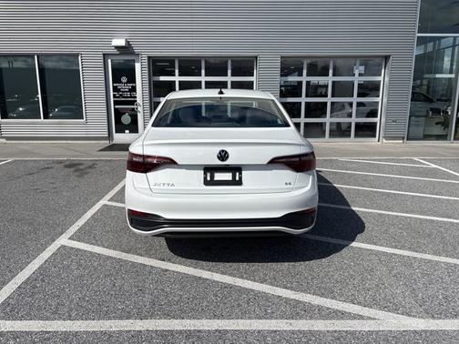 2024 Volkswagen Jetta SE