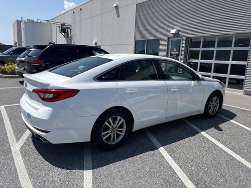 2017 Hyundai SONATA Base