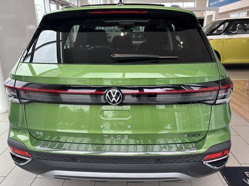 2025 Volkswagen Taos SE