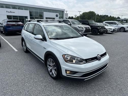 2017 Volkswagen Golf Alltrack