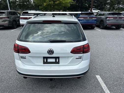 2017 Volkswagen Golf Alltrack
