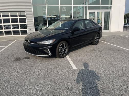 2025 Volkswagen Jetta SE