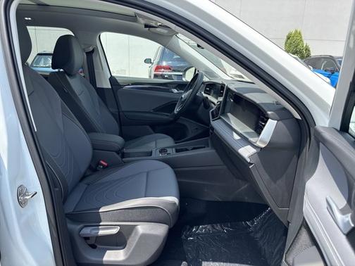 2025 Volkswagen Tiguan SE