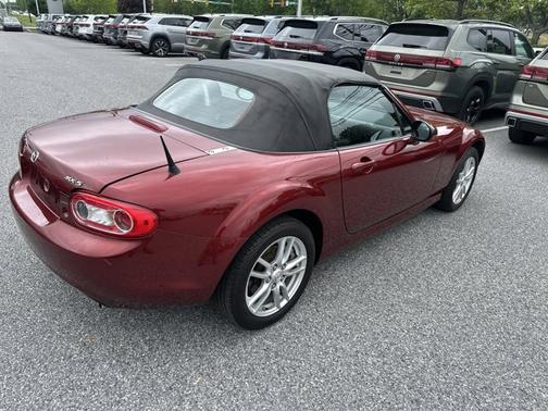 2010 Mazda MX-5 Miata Sport