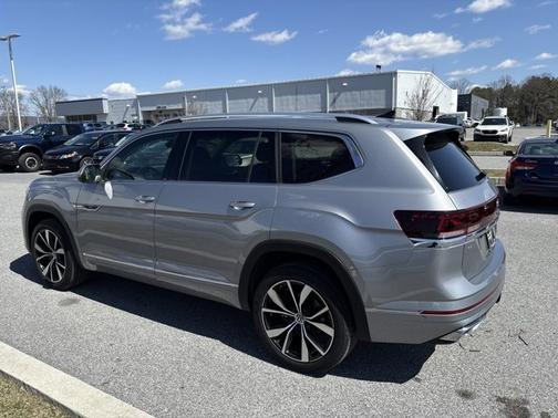 2024 Volkswagen Atlas 2.0T SEL Premium R-Line