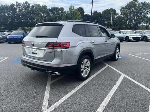 2021 Volkswagen Atlas 3.6L V6 SE w/Technology