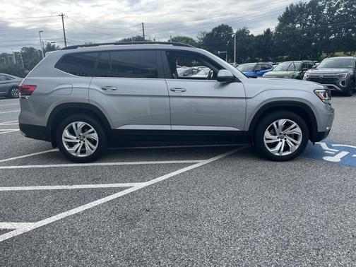 2021 Volkswagen Atlas 3.6L V6 SE w/Technology