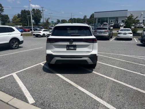 2025 Volkswagen Tiguan SE