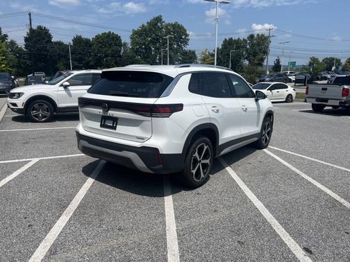 2025 Volkswagen Tiguan SE