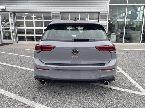 2025 Volkswagen Golf GTI Autobahn