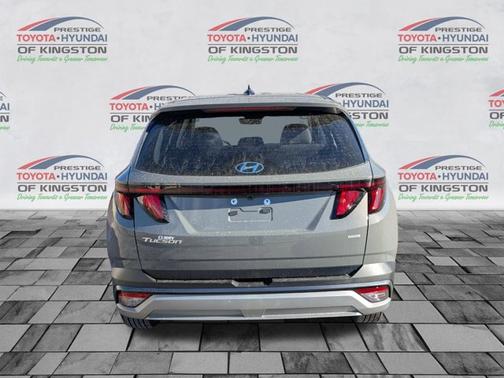 2025 Hyundai TUCSON SE