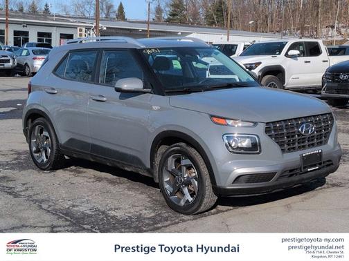 2023 Hyundai VENUE SEL