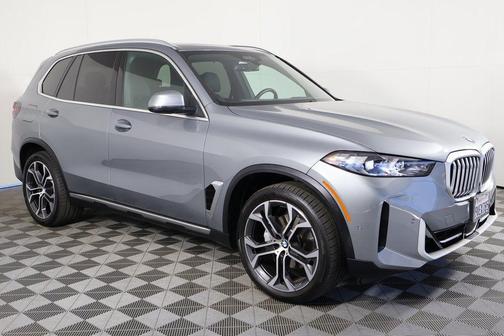 Gray Metallic 2026 BMW X5 xDrive40i