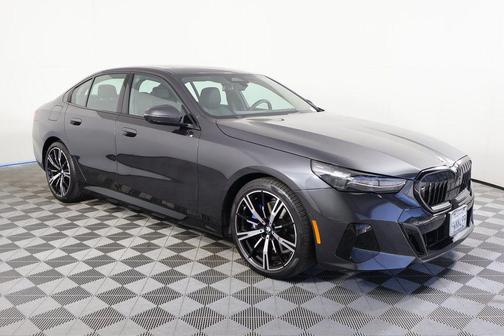 Dark Graphite 2026 BMW 530 i