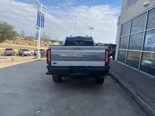 2024 Ford F-350 KING RANCH