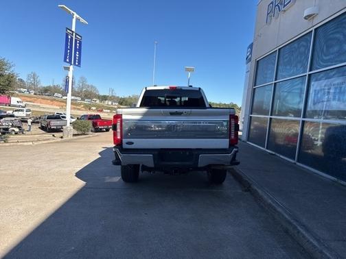 2024 Ford F-350 KING RANCH